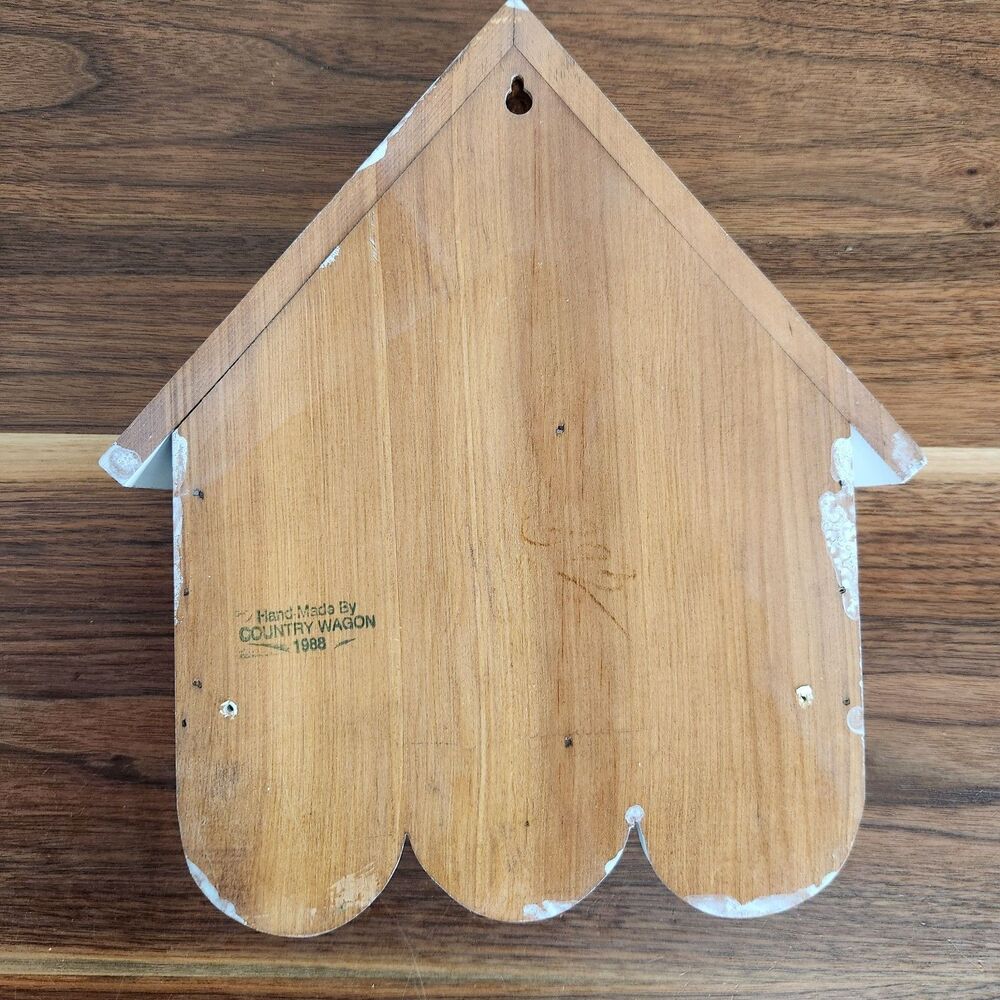 Vintage Wood House Shaped Wall Shelf Trinket Curio Cottagecore Decorative Hooks - Picture 6 of 13